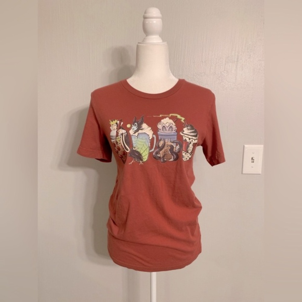 Graphic T-Shirt with Animal Design